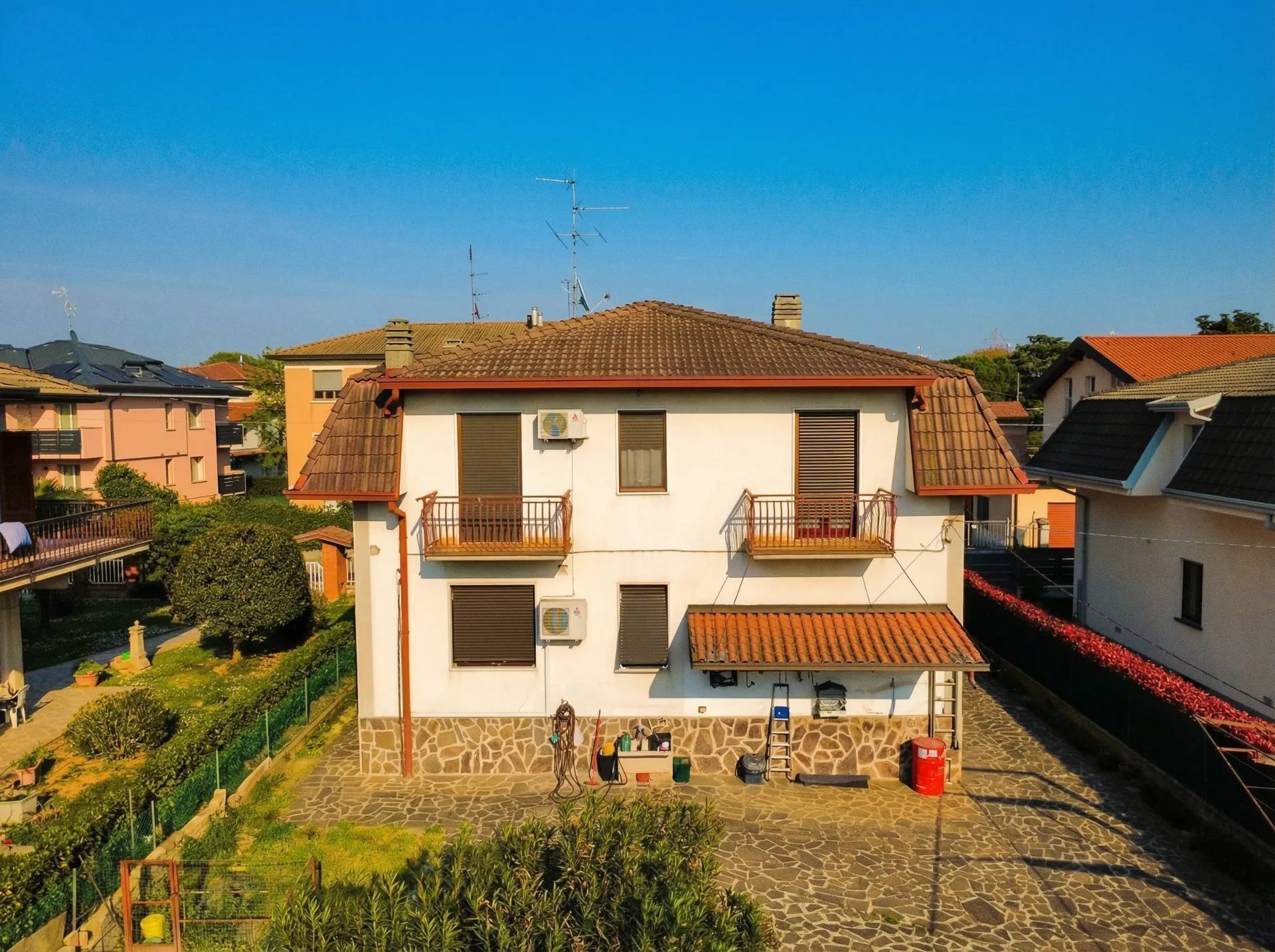 Villa a Osio Sotto