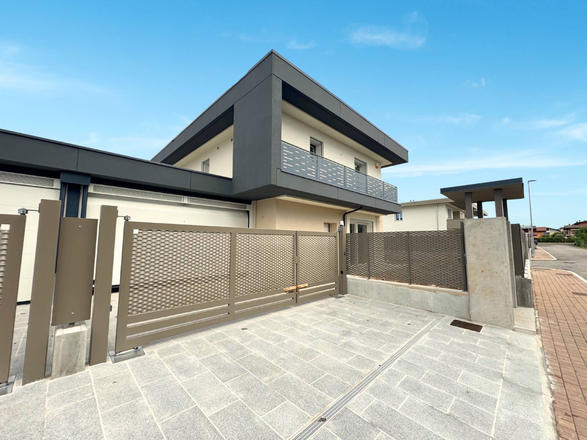 Villetta Bifamiliare a Azzano San Paolo