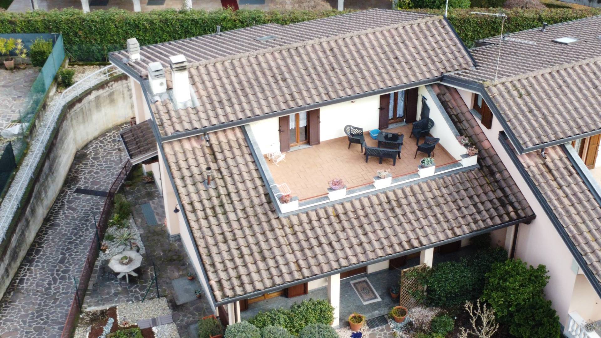Villetta a schiera a Suisio