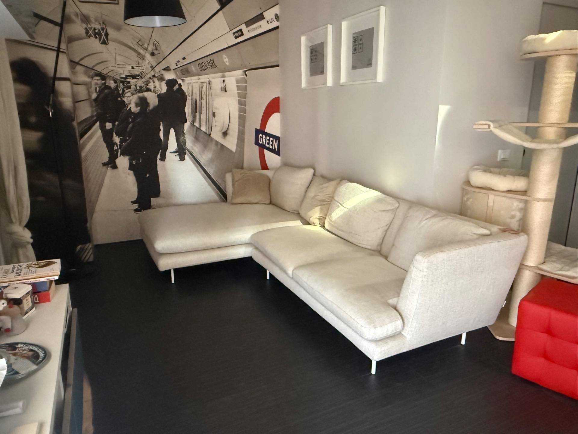 UNA PROPOSTA FUORI DAL COMUNE: DOPPIO VOLUME, VETRO E ARCHITETTURA CONTEMPORANEA!