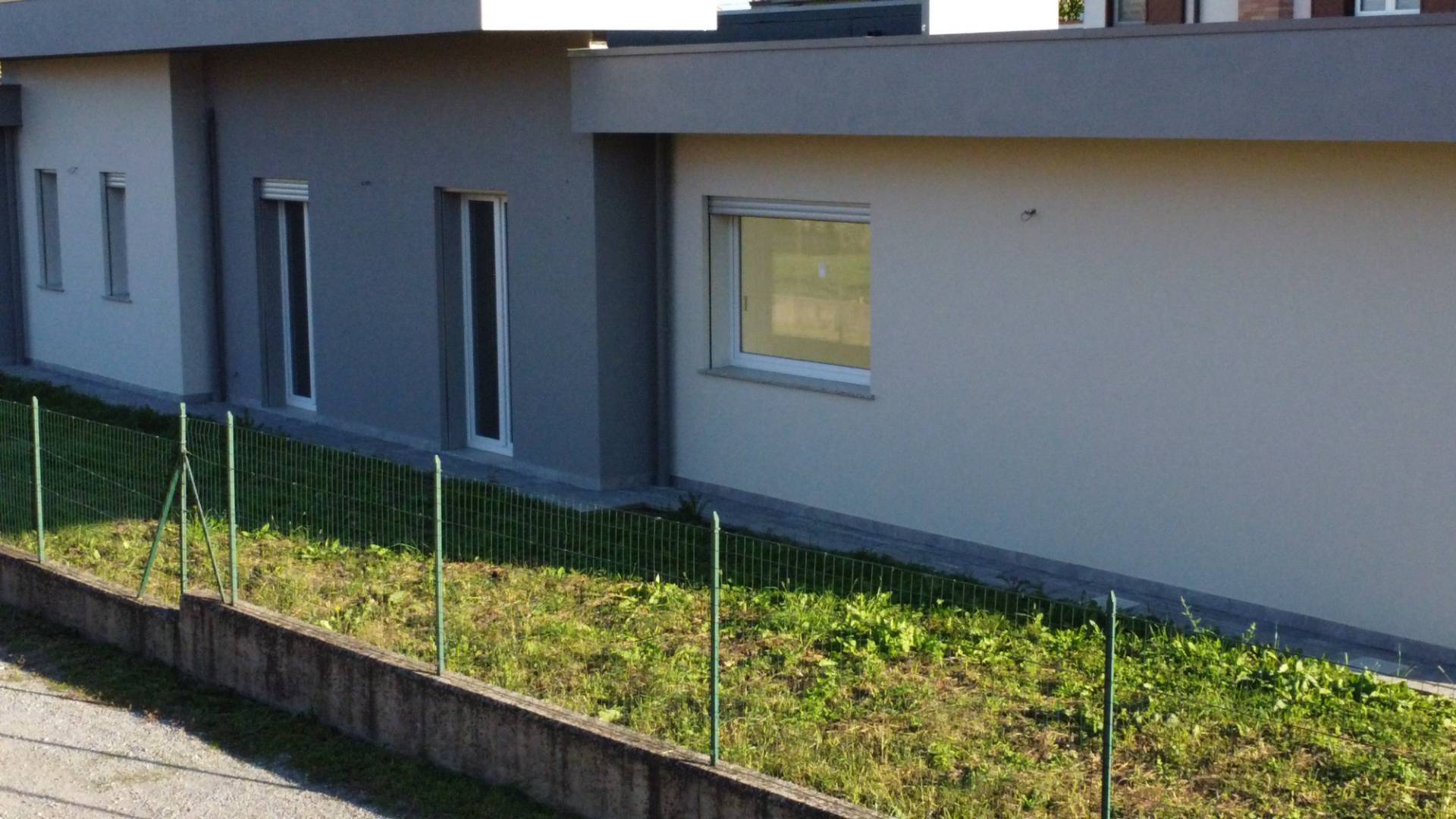MAPELLO – SOTTO IL MONTE | NUOVA VILLA BIFAMILIARE CON GIARDINO