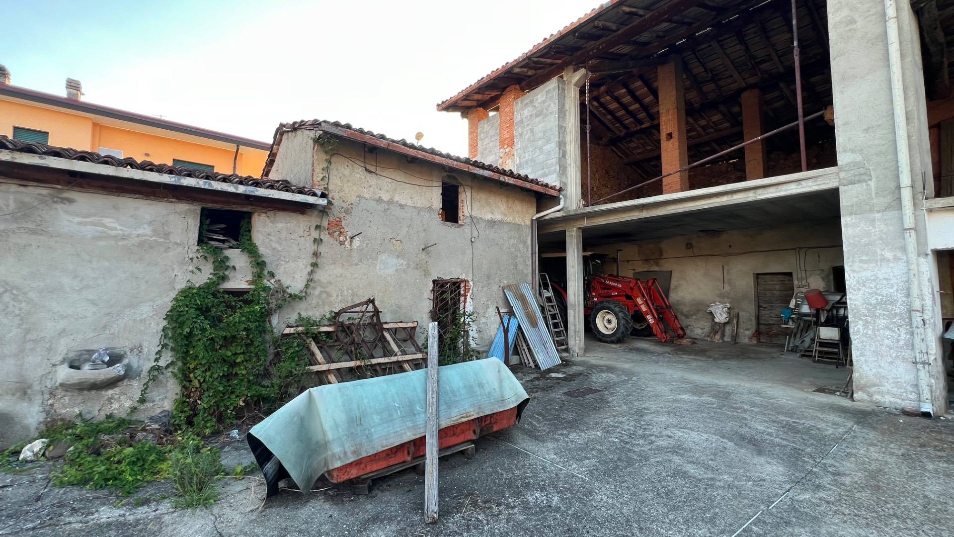 Porzione indipendente in corte storica